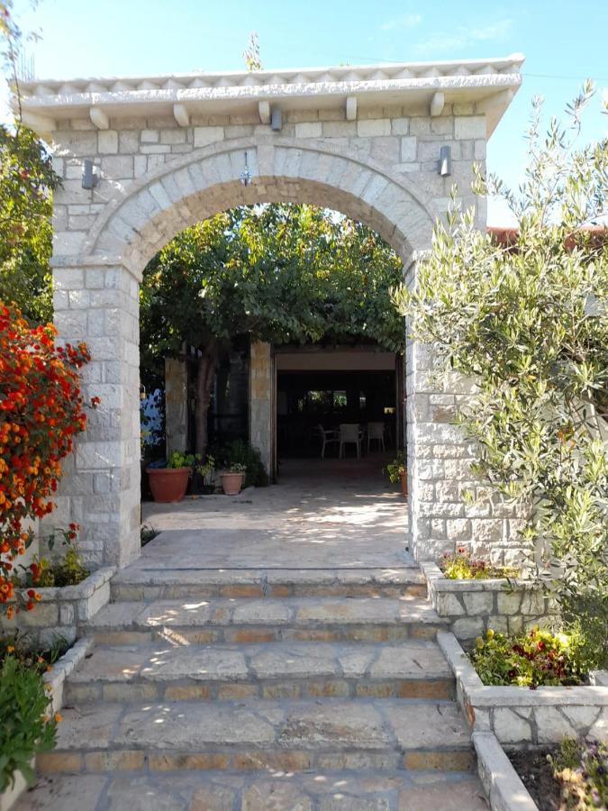 Bar Restorant Hotel Altini Vlorë Esterno foto