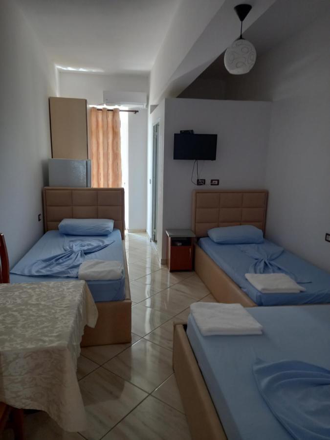 Bar Restorant Hotel Altini Vlorë Esterno foto